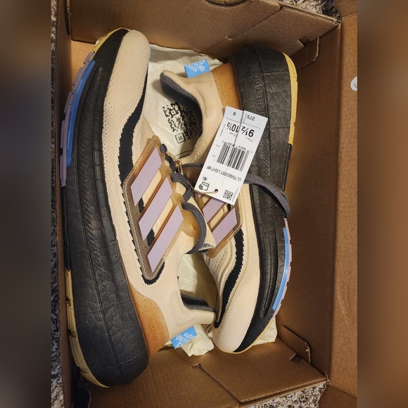 Adidas Ultraboost Light MF Running Shoes | Unisex | id3288 main image 6
